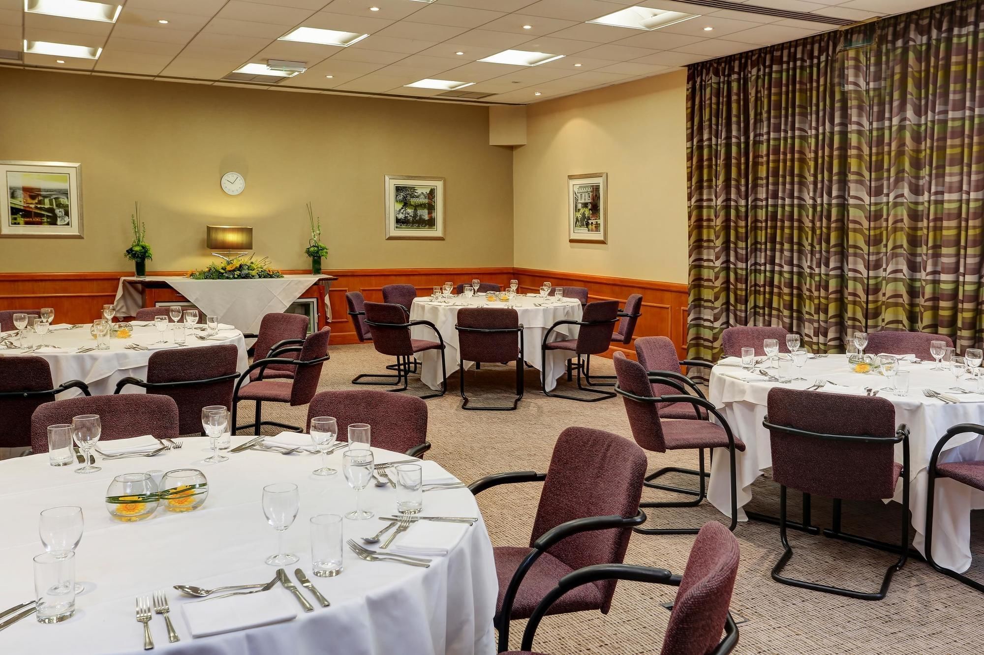 Doubletree By Hilton Reading M4 J10, An Hilton Hotel Wokingham Luaran gambar